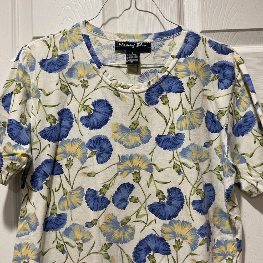 Blue, yellow & cream floral blouse M